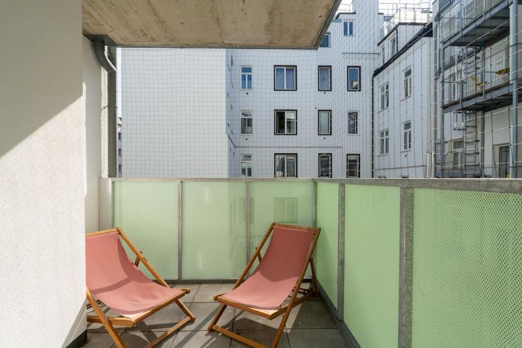 וינה Sunny 1Br Home With Balcony By Hm מראה חיצוני תמונה